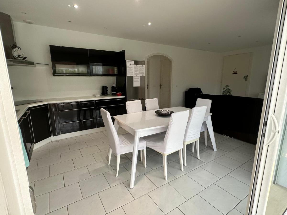 Petite Maisonette Adossee Mais Independante Avec Piscine Villa Peymeinade Bagian luar foto
