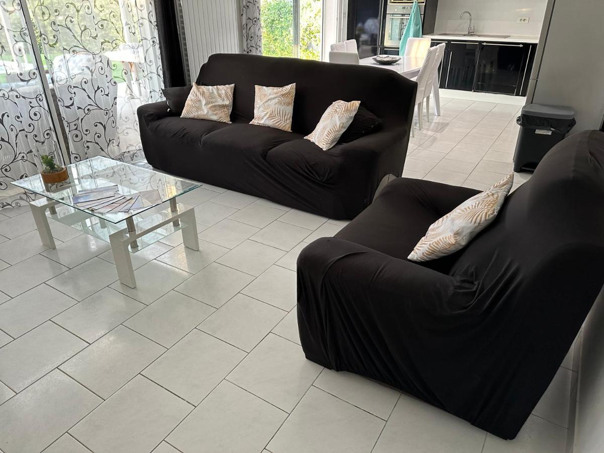 Petite Maisonette Adossee Mais Independante Avec Piscine Villa Peymeinade Bagian luar foto