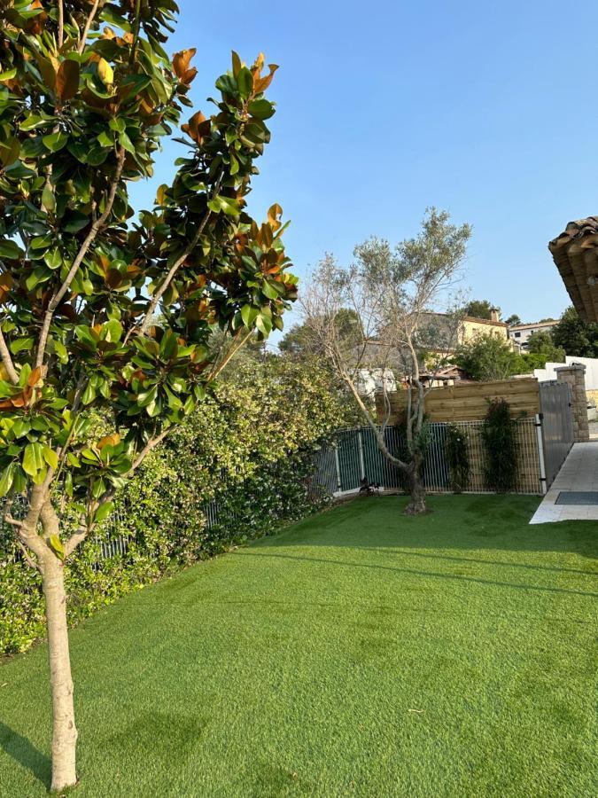 Petite Maisonette Adossee Mais Independante Avec Piscine Villa Peymeinade Bagian luar foto