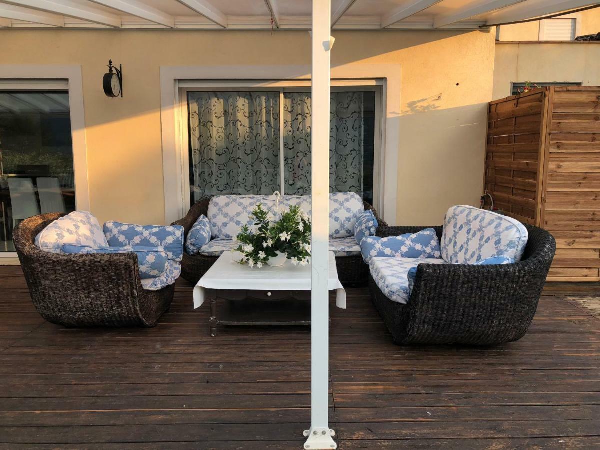 Petite Maisonette Adossee Mais Independante Avec Piscine Villa Peymeinade Bagian luar foto
