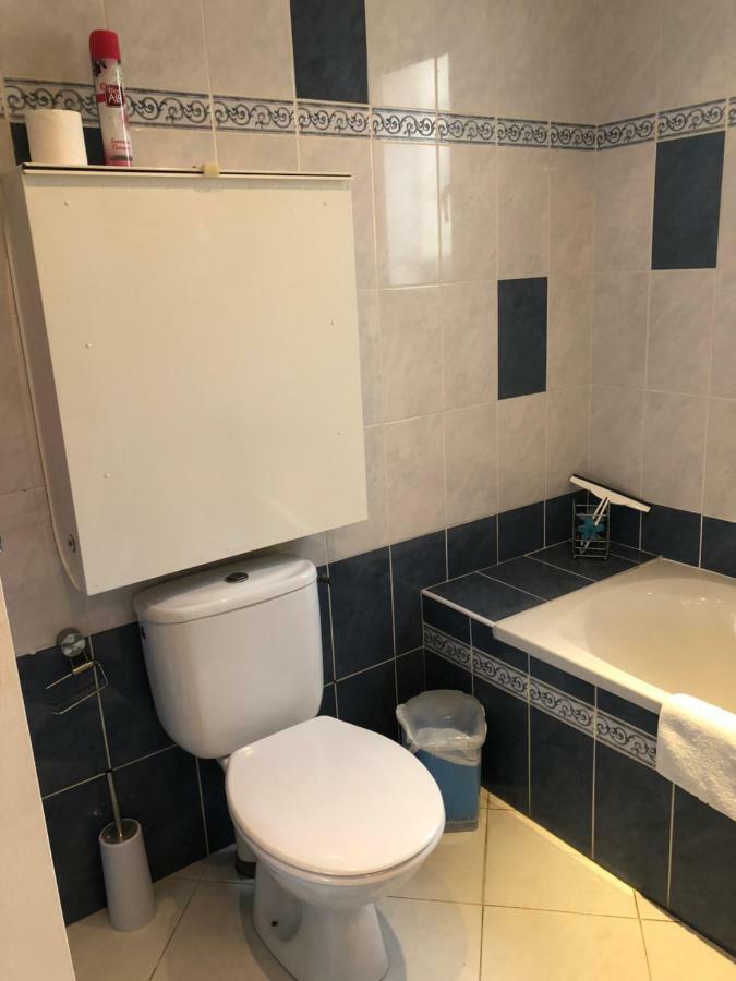 Petite Maisonette Adossee Mais Independante Avec Piscine Villa Peymeinade Bagian luar foto